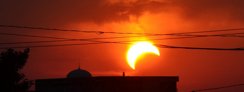 Consells per veure eclipsi solar